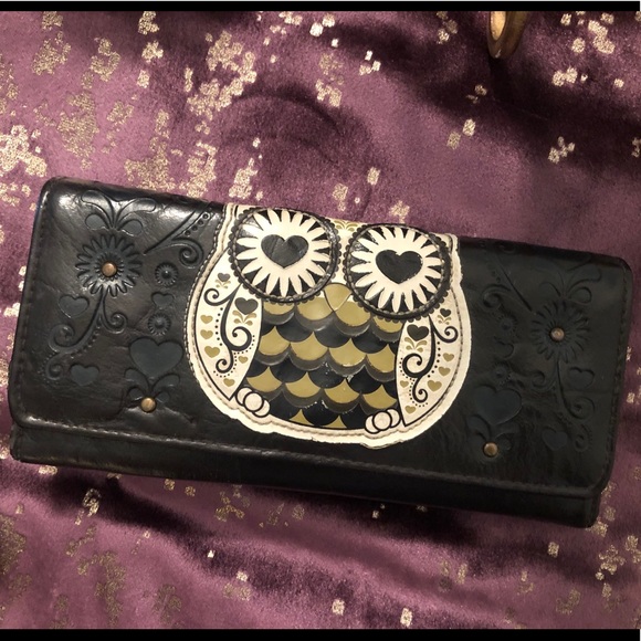 loungefly owl wallet